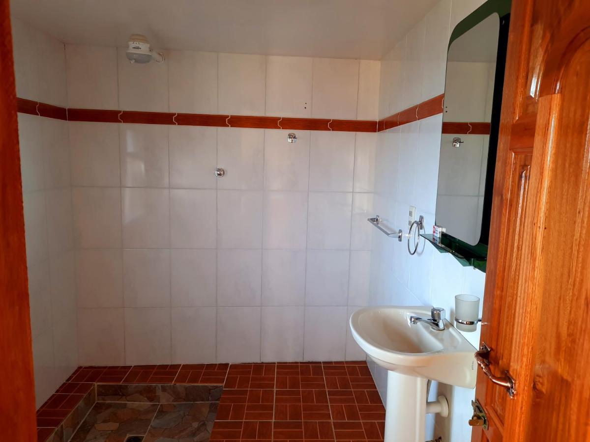 Wara Uta Lodge Comunidad Yumani Buitenkant foto