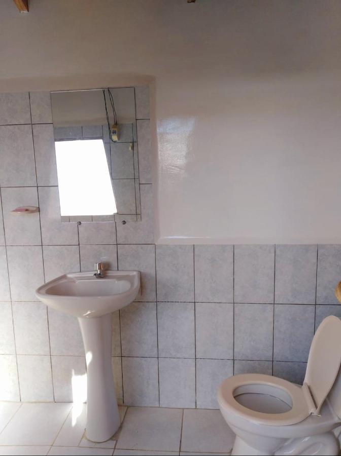 Wara Uta Lodge Comunidad Yumani Buitenkant foto