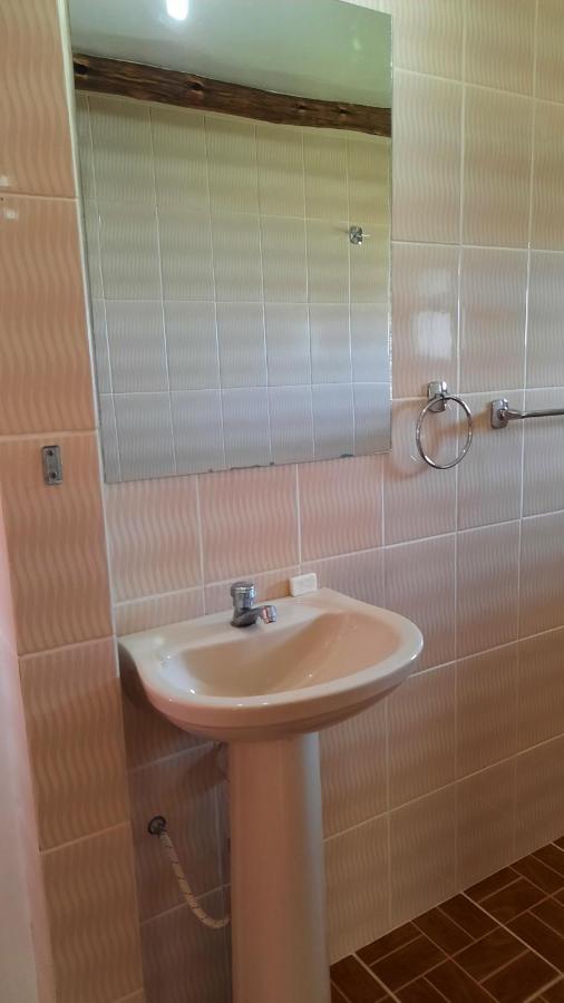 Wara Uta Lodge Comunidad Yumani Buitenkant foto