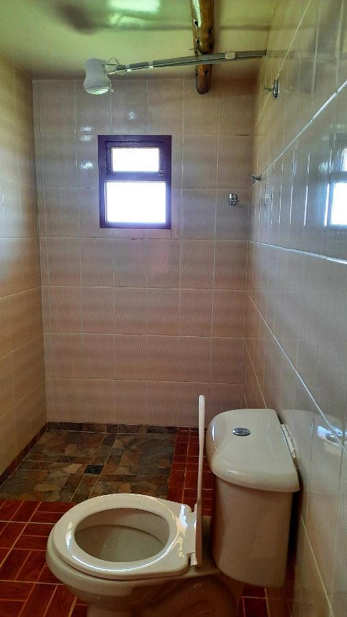 Wara Uta Lodge Comunidad Yumani Buitenkant foto