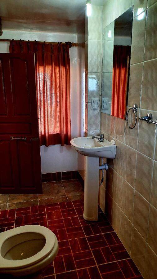 Wara Uta Lodge Comunidad Yumani Buitenkant foto